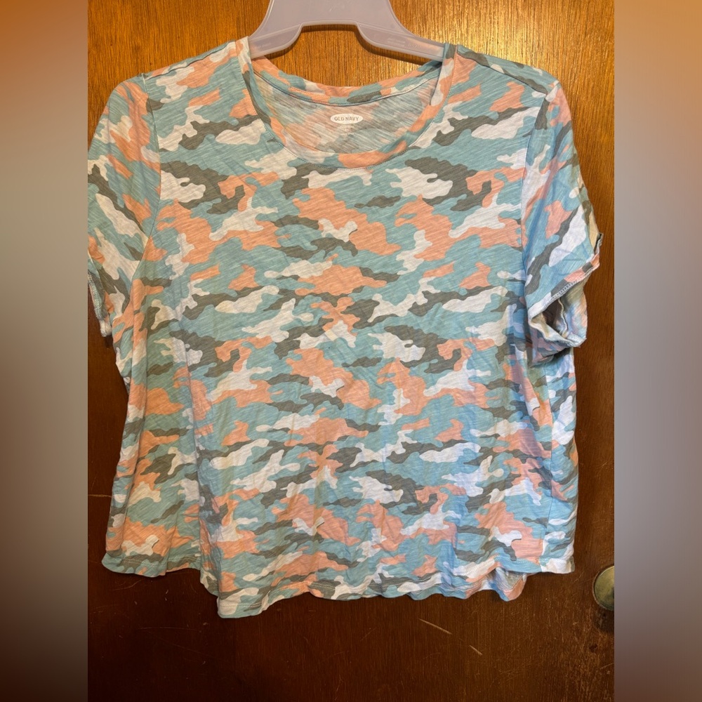 Old Navy Peach Camo 2X